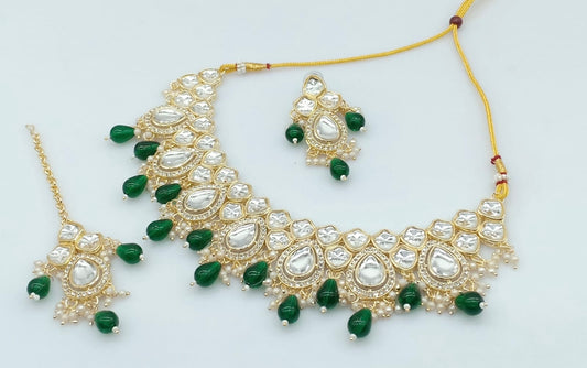 Priya Necklace set