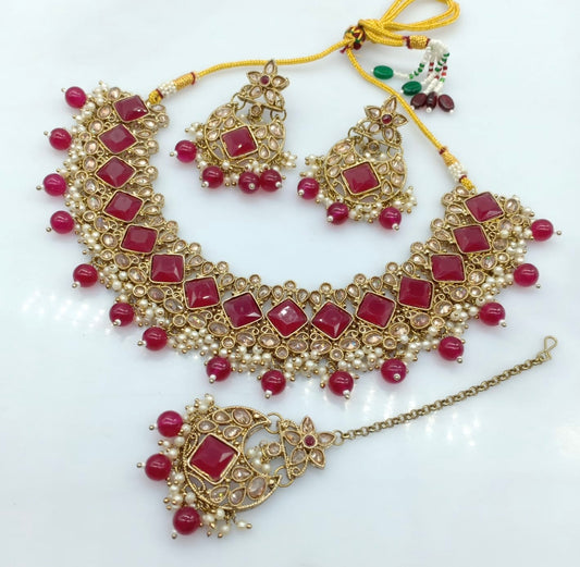 Zana Necklace set